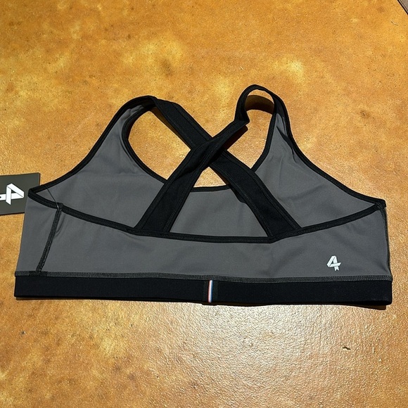 NWT Fourlaps Infinity Sports bra. Size XL - Picture 2 of 4